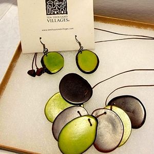Ten Thousand Villages Necklace & Earring set